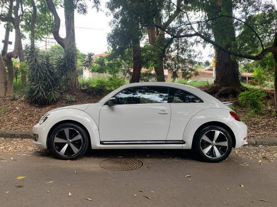 VOLKSWAGEN FUSCA 2.0 TSI 16V GASOLINA 2P AUTOMÁTICO